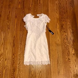 Lulu’s Women’s XS Elegant White Lace Dress